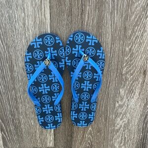 TORY BURCH flip flops